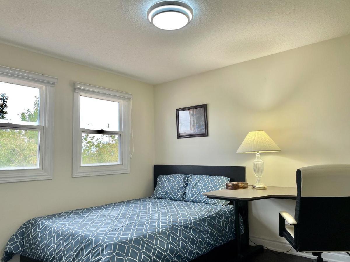 77 Nice And Warm Series Rooms Toronto Kültér fotó